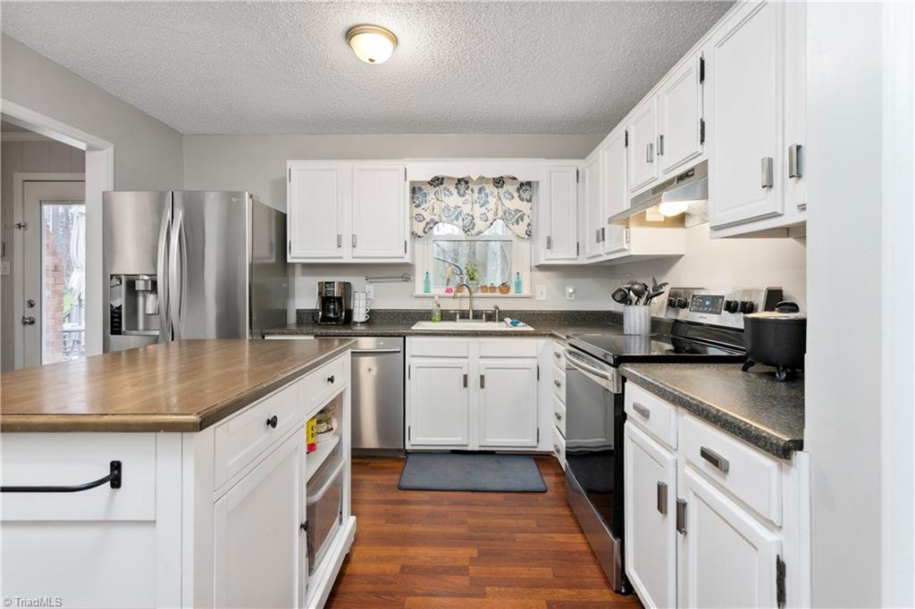4312 Lormar Road Greensboro, NC 27406 - Photo 8 of 19 Gallery Image 8