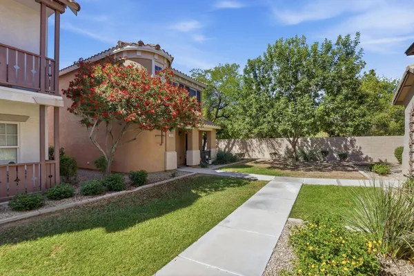 $2,250 | 1380 South Sabino Drive, Gilbert, AZ 85296
