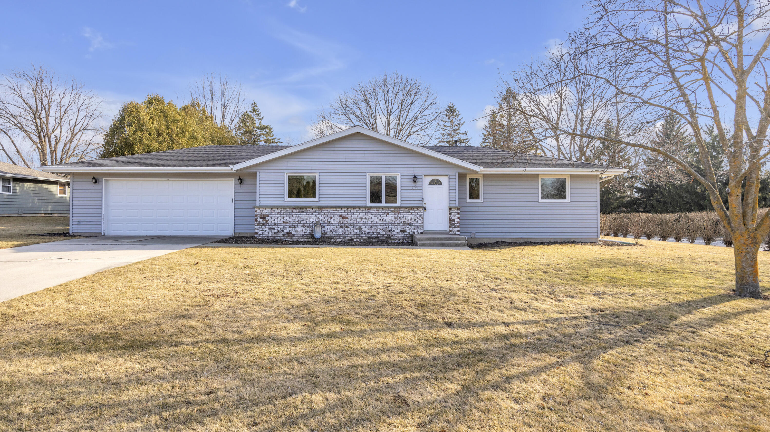 723 Cardinal Lane Howards Grove, WI 53083 - Photo 1 of 1 723 Cardinal Ln, Howards Grove