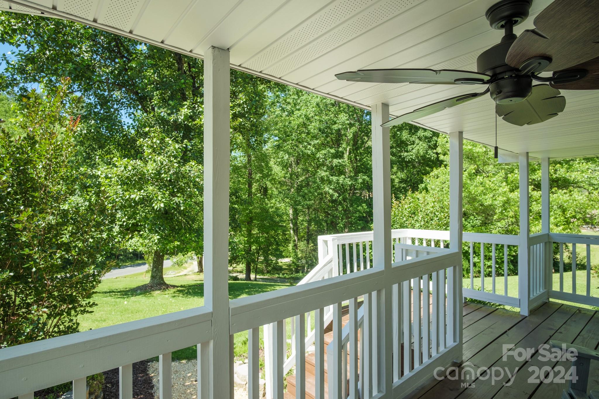 625 Carson Creek Road Brevard, NC 28712 - Photo 9 of 48 Gallery Image 9