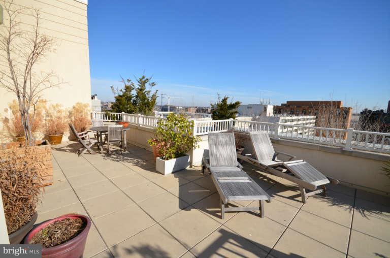 1111 11th Street Northwest, Unit 902 Washington, DC 20001 - Photo 16 of 20 Exterior (General)