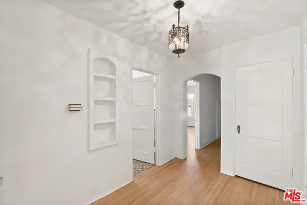 $6,500 | 2901 Angus Street, Los Angeles, CA 90039