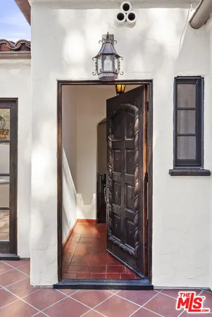 $6,500 | 2901 Angus Street, Los Angeles, CA 90039