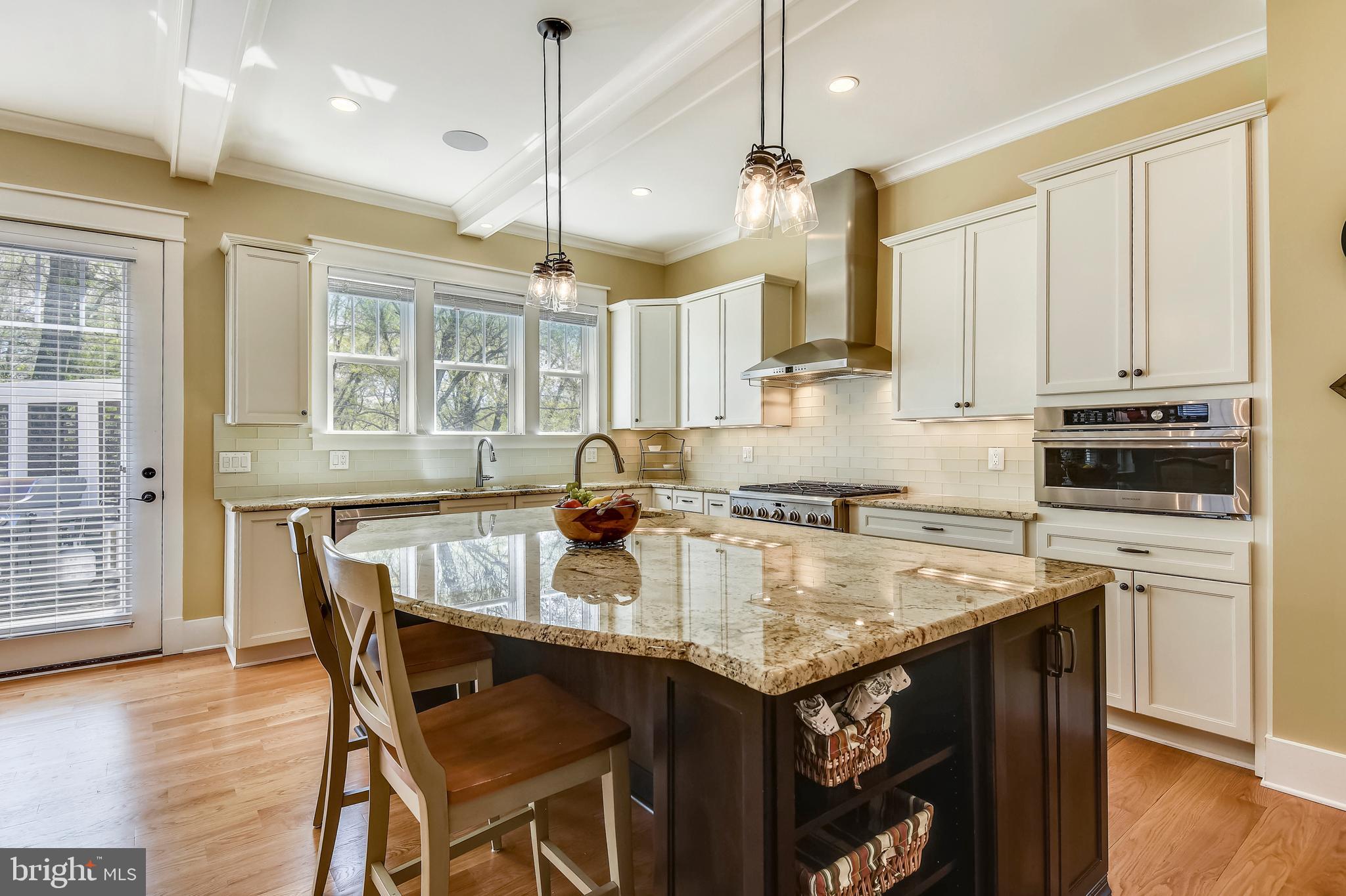622 Tapawingo Road Southwest Vienna, VA 22180 - Photo 16 of 60 Gallery Image 16