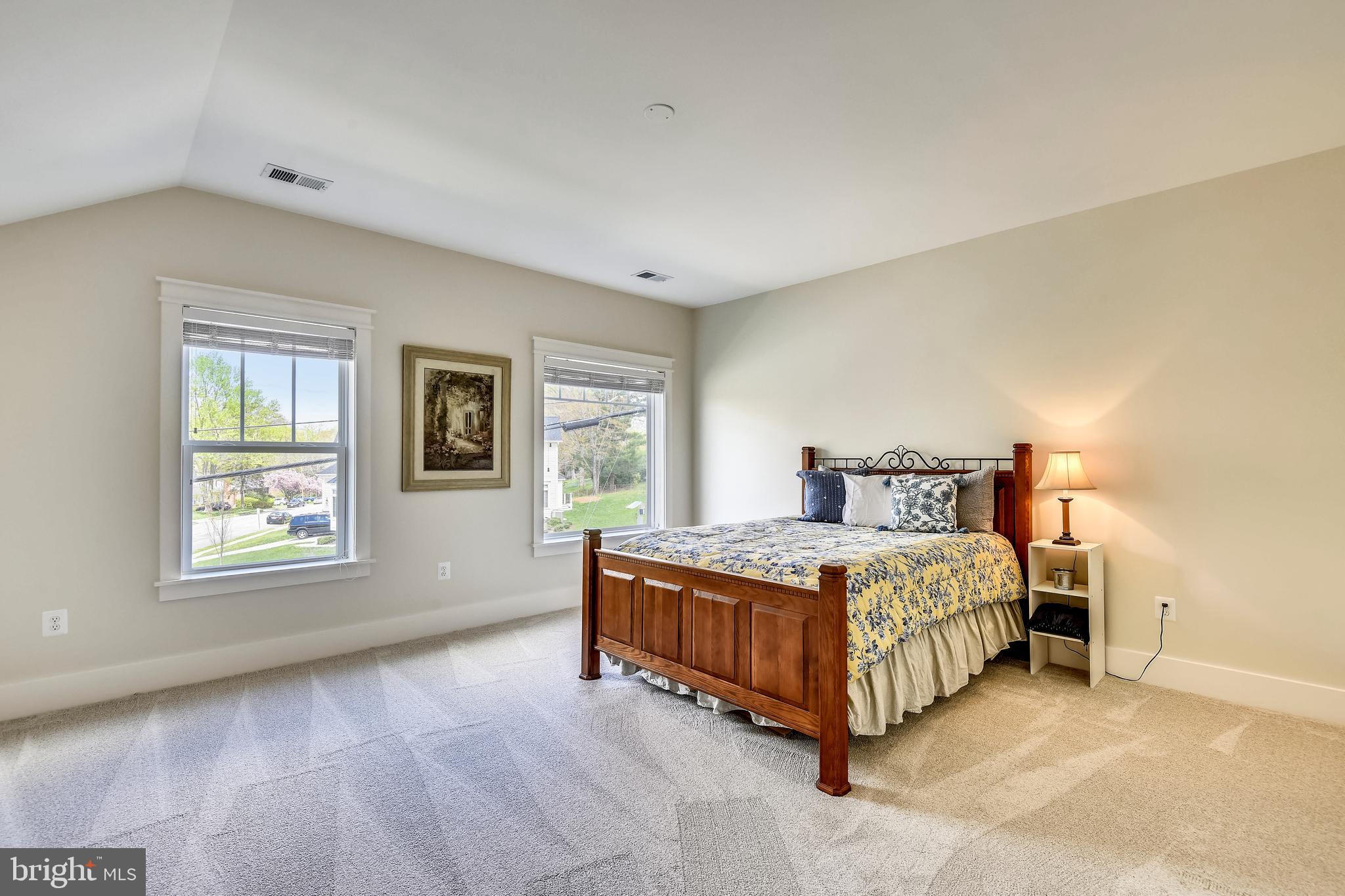 622 Tapawingo Road Southwest Vienna, VA 22180 - Photo 37 of 60 Gallery Image 37