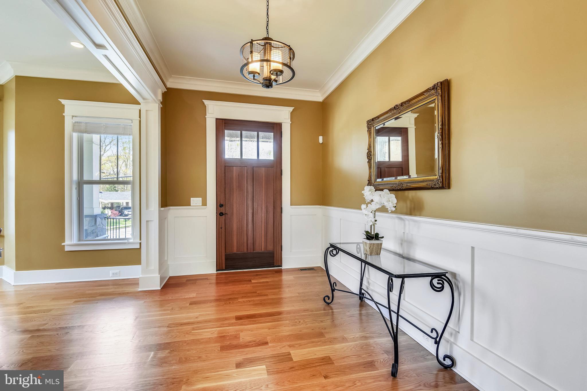 622 Tapawingo Road Southwest Vienna, VA 22180 - Photo 6 of 60 Gallery Image 6