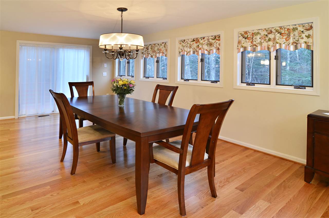 40 Stowell Road Bedford, NH 03110 - Photo 4 of 25