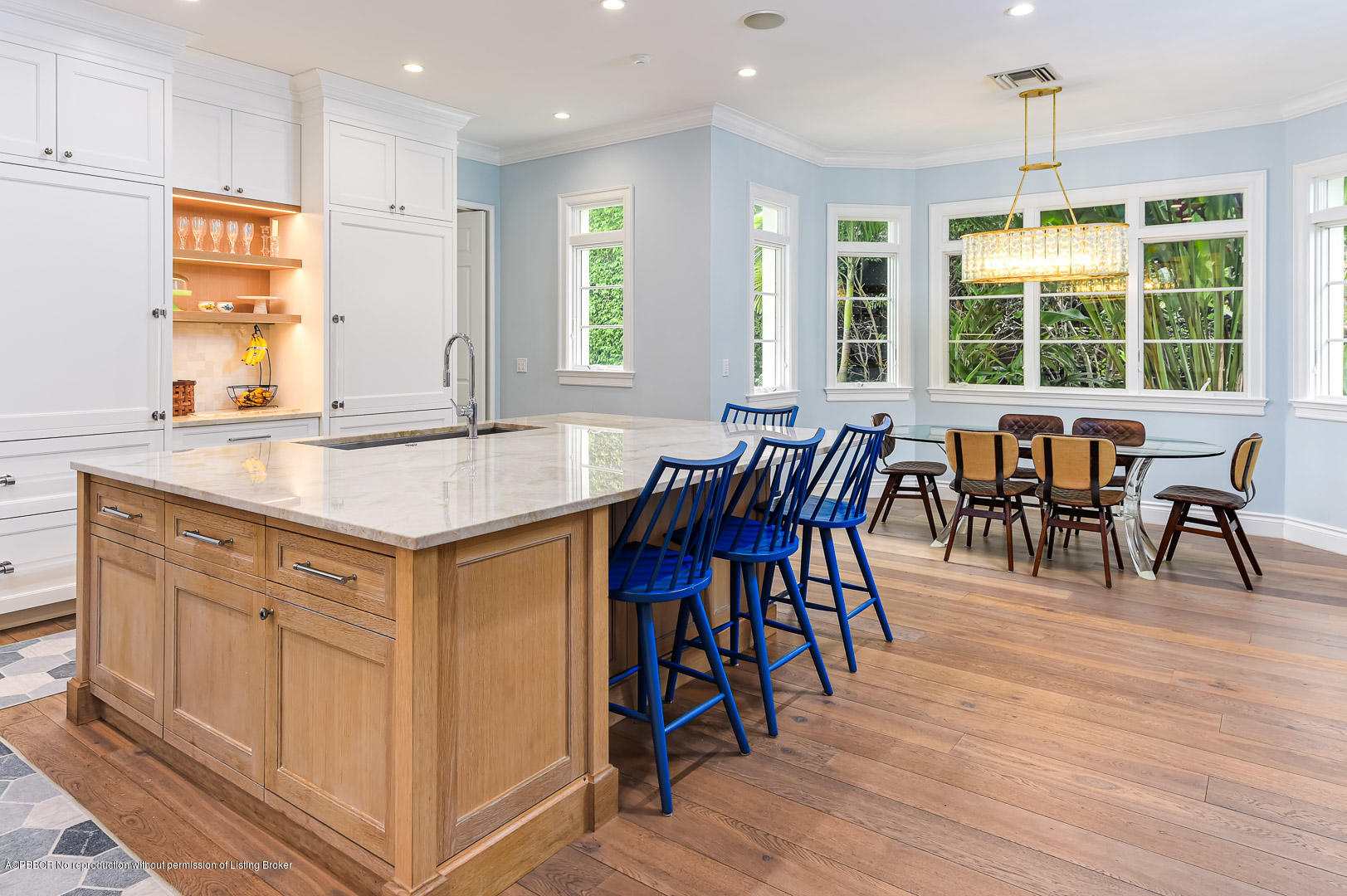 341 Garden Road Palm Beach, FL 33480 - Photo 11 of 35 Eat-In Kitchen