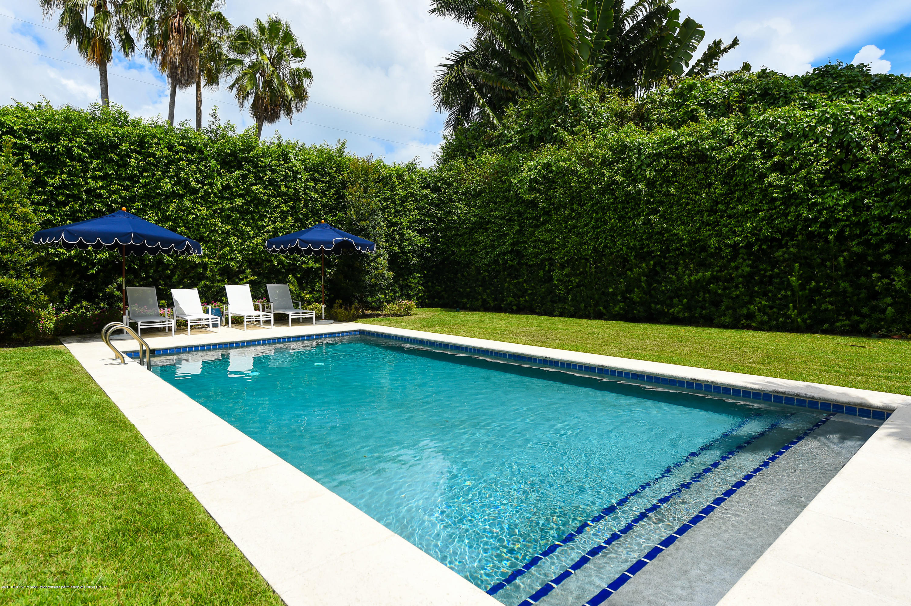 341 Garden Road Palm Beach, FL 33480 - Photo 25 of 35 Pool