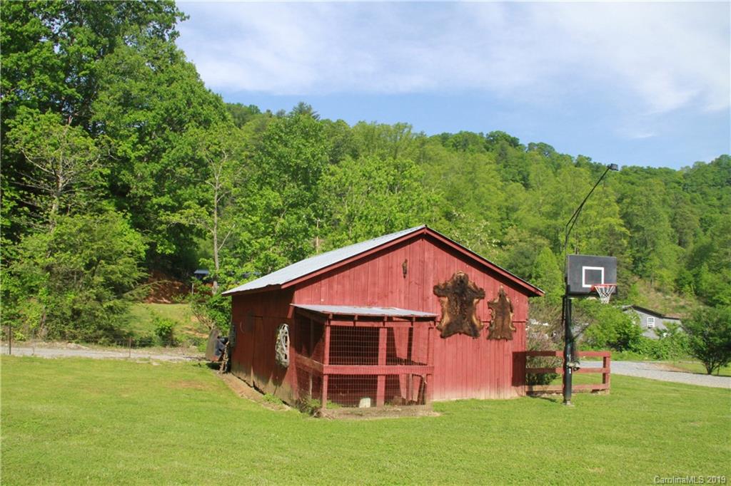 55 Ben Clark Road Marshall, NC 28753 - Photo 28 of 32 Gallery Image 28