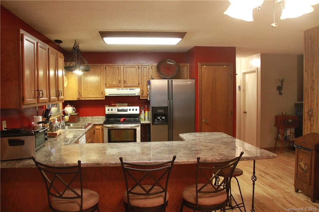 55 Ben Clark Road Marshall, NC 28753 - Photo 4 of 32 Gallery Image 4
