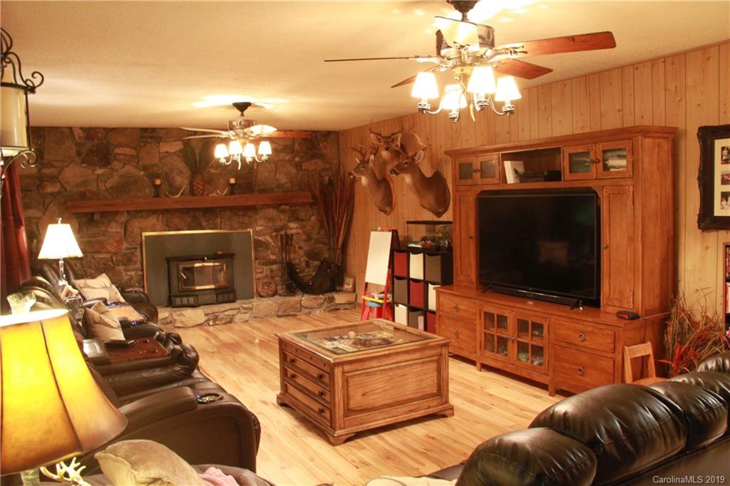 55 Ben Clark Road Marshall, NC 28753 - Photo 8 of 32 Gallery Image 8