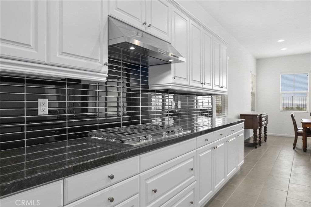 676 Desert Willow Road Azusa, CA 91702 - Photo 13 of 59