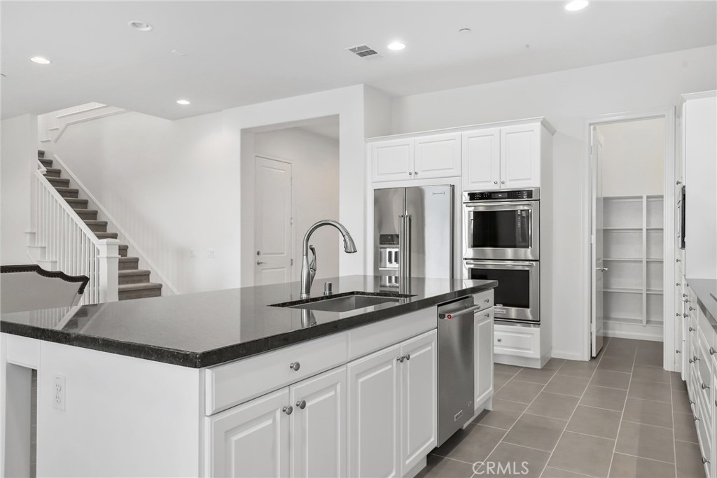 676 Desert Willow Road Azusa, CA 91702 - Photo 14 of 59