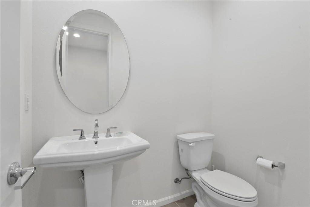 676 Desert Willow Road Azusa, CA 91702 - Photo 23 of 59