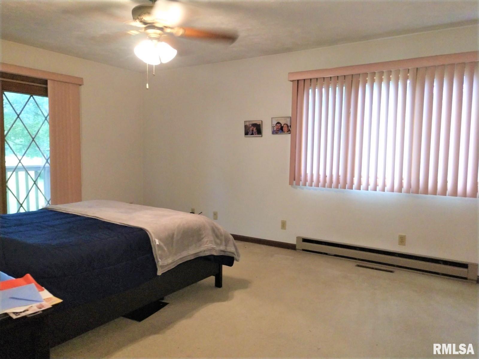 11684 Country Club Road West Frankfort, IL 62896 - Photo 13 of 36 Gallery Image 13