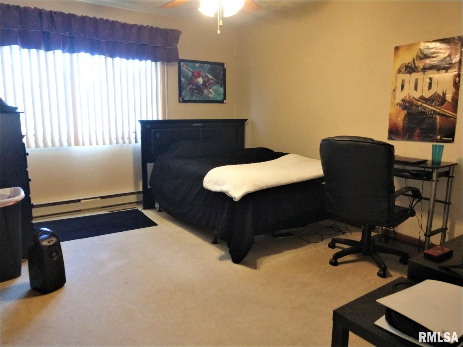 11684 Country Club Road West Frankfort, IL 62896 - Photo 16 of 36 Gallery Image 16