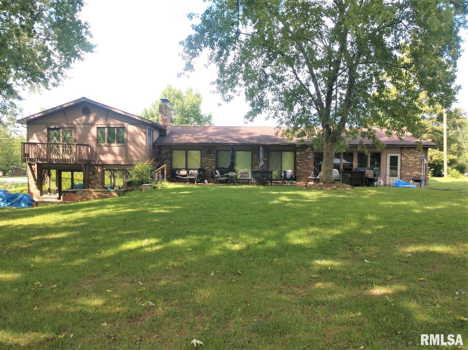 11684 Country Club Road West Frankfort, IL 62896 - Photo 30 of 36 Gallery Image 30
