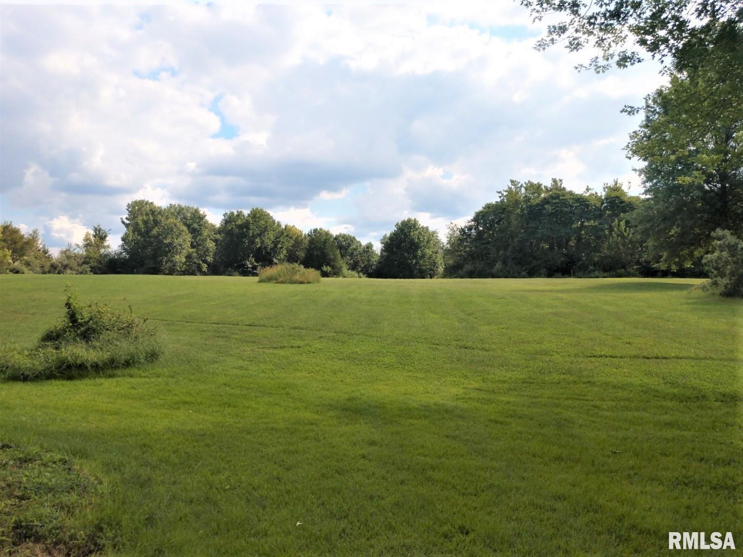 11684 Country Club Road West Frankfort, IL 62896 - Photo 34 of 36 Gallery Image 34
