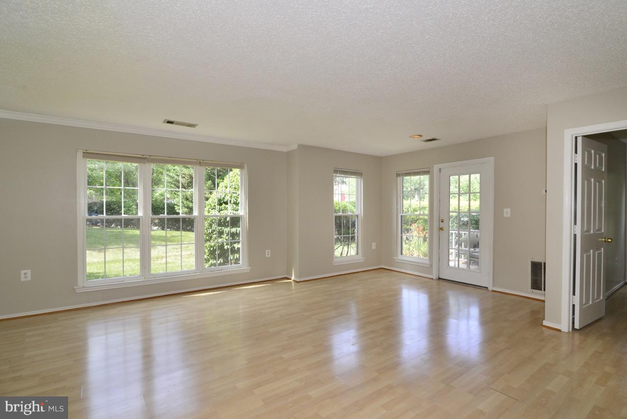 20950 Timber Ridge Terrace, Unit 103 Ashburn, VA 20147 - Photo 11 of 30 Living Room