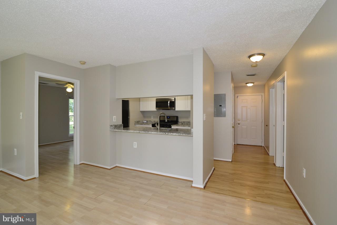 20950 Timber Ridge Terrace, Unit 103 Ashburn, VA 20147 - Photo 8 of 30 Interior (General)