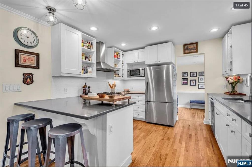 709 Albert Place Ridgewood, NJ 07450 - Photo 9 of 17 Gallery Image 9