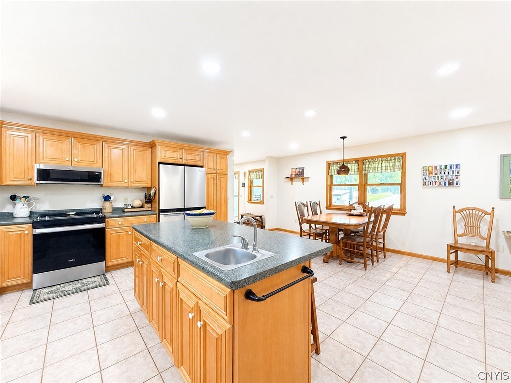373 Luce Road Lansing, NY 13073 - Photo 16 of 35