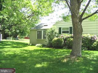 1220 June Road Warminster, PA 18974 - Photo 6 of 6 Gallery Image 6