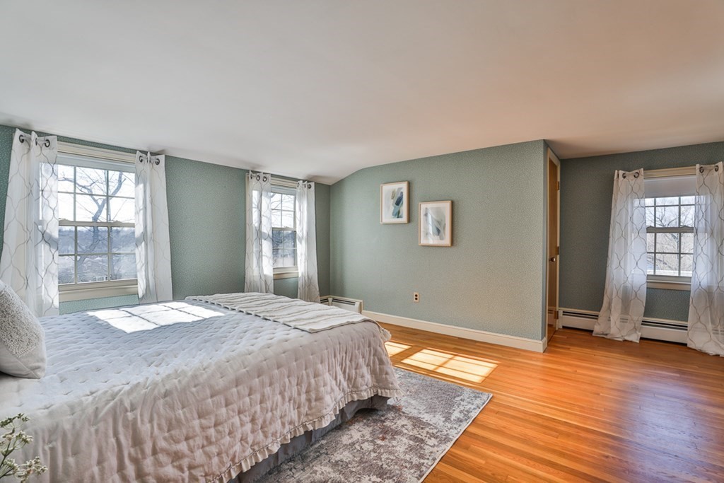 40 Hillcrest Road Wakefield, MA 01880 - Photo 27 of 40 Gallery Image 27