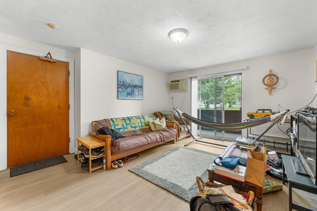 15 Davis Road, Unit B1 Acton, MA 01720 - Photo 3 of 29
