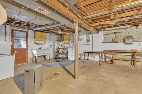 a view of a indoor garage