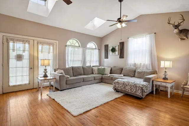 $649,999 | 506 New Center Church Road, Shelbyville, TN 37160