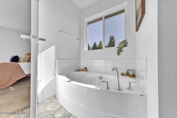 $549,900 | 4260 North Arrowleaf Loop, Post Falls, ID 83854