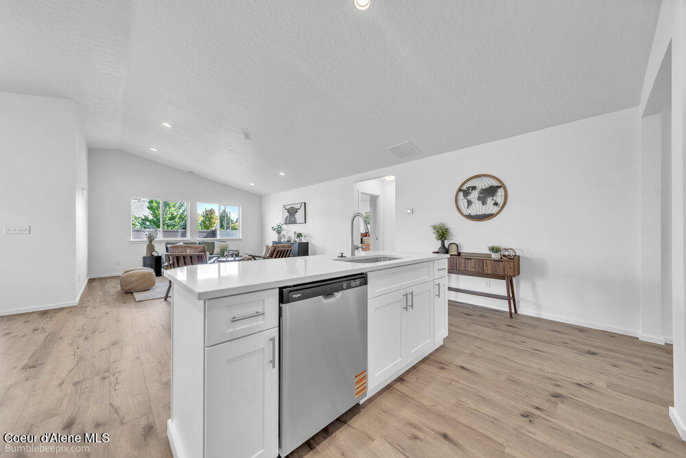 4260 North Arrowleaf Loop Post Falls, ID 83854 - Photo 5 of 28 bb193425-5_26