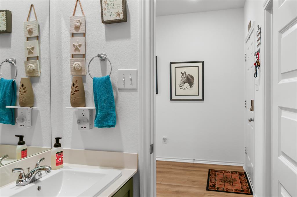 808 Jaguar Ridge Godley, TX 76044 - Photo 11 of 28 Gallery Image 11