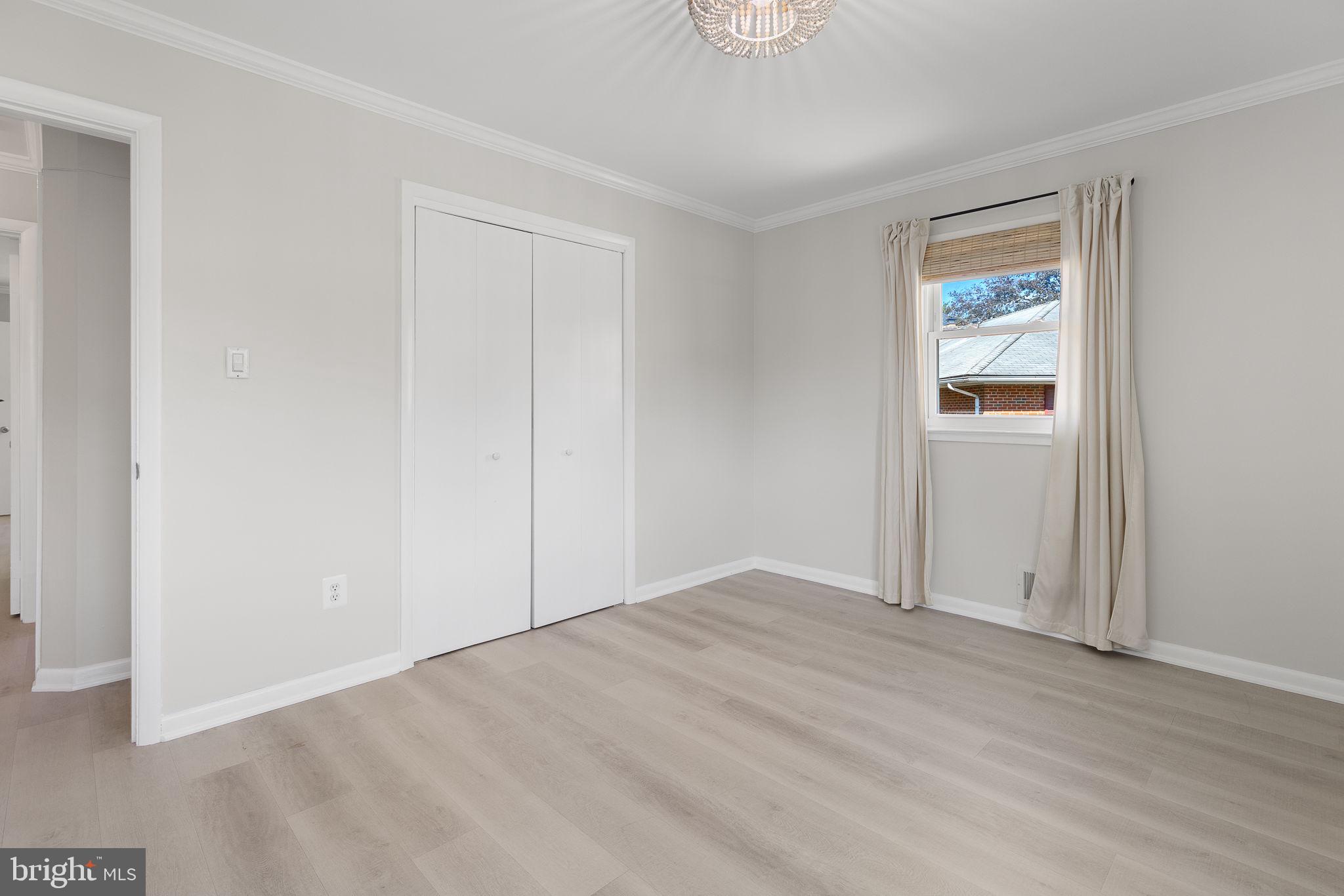 1702 Warner Avenue McLean, VA 22101 - Photo 34 of 48 Bedroom 3 on upper level