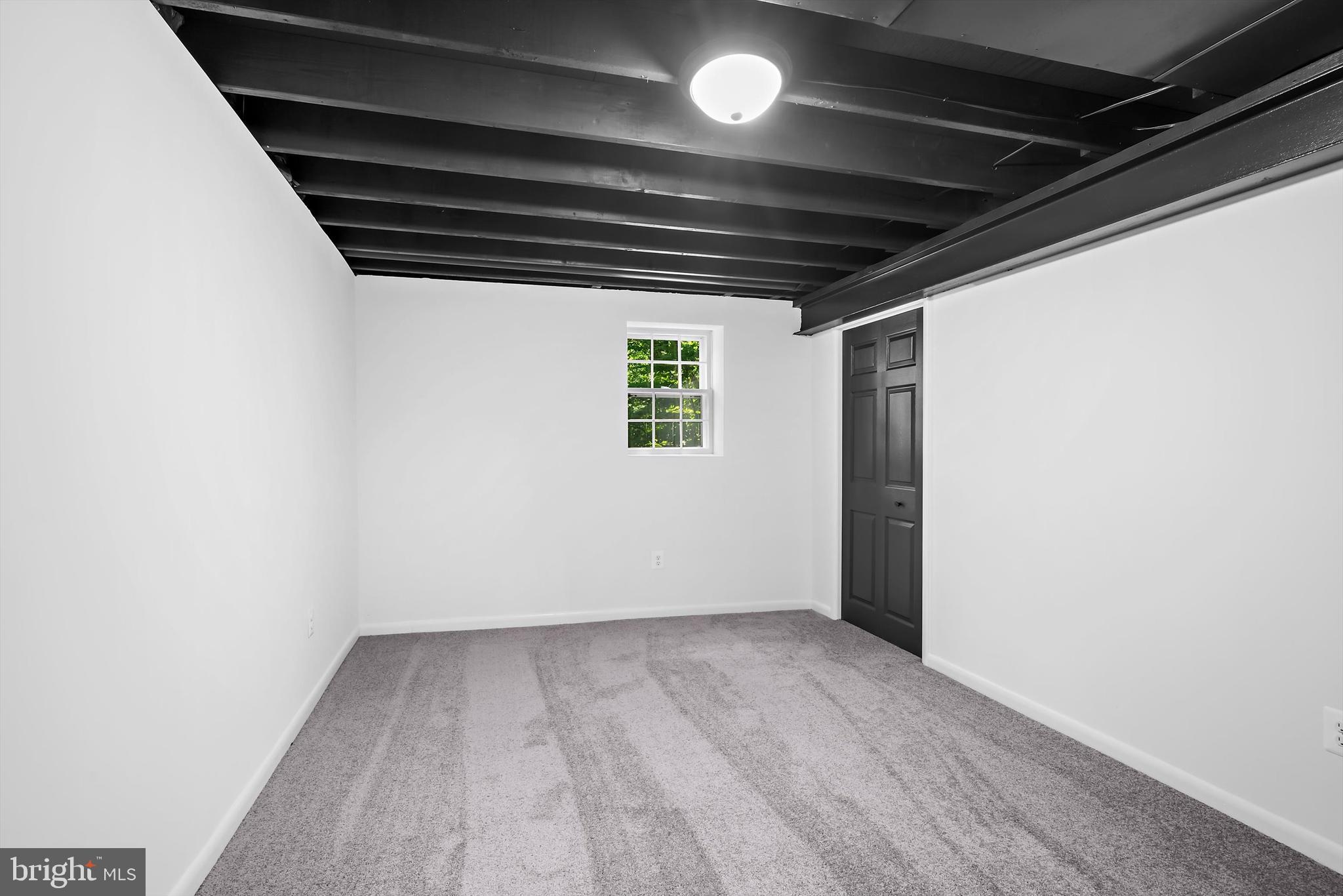 1013 Roxleigh Road Baltimore, MD 21286 - Photo 32 of 57 a view of an empty room