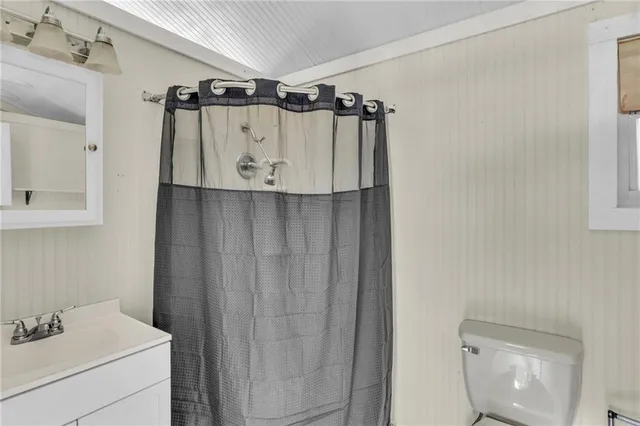 $57,800 | 513 Main Street, Henrietta, MO 64036