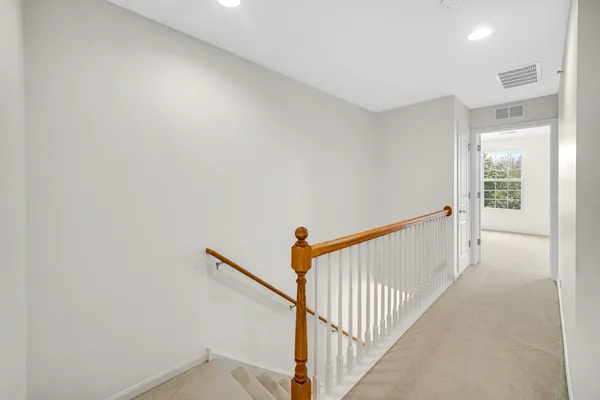 $409,900 | 82 Arcadia Lane, Lake Zurich, IL 60047