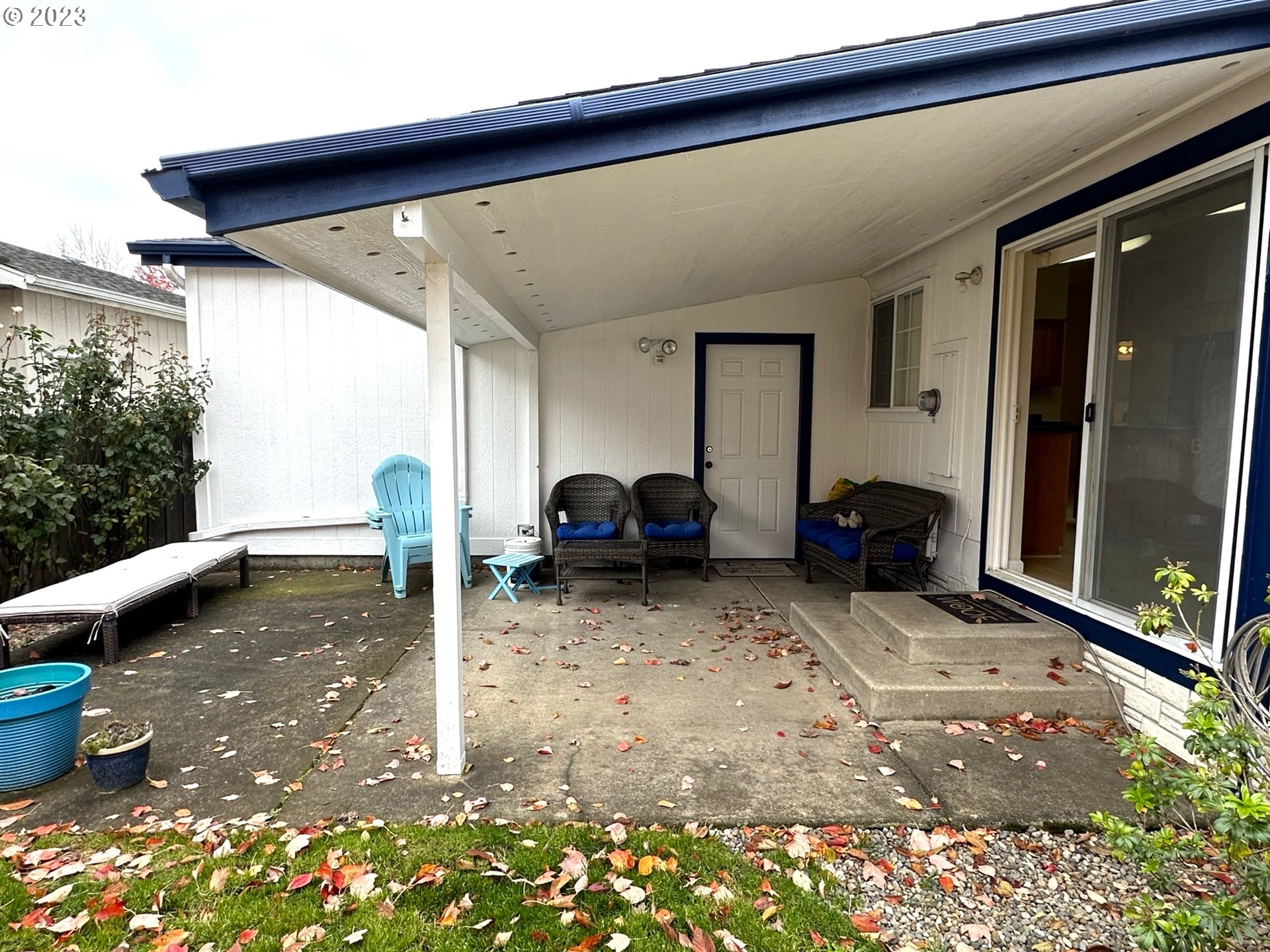 4055 Royal Avenue, Unit 24 Eugene, OR 97402 - Photo 6 of 31 a backyard of a house with seating space