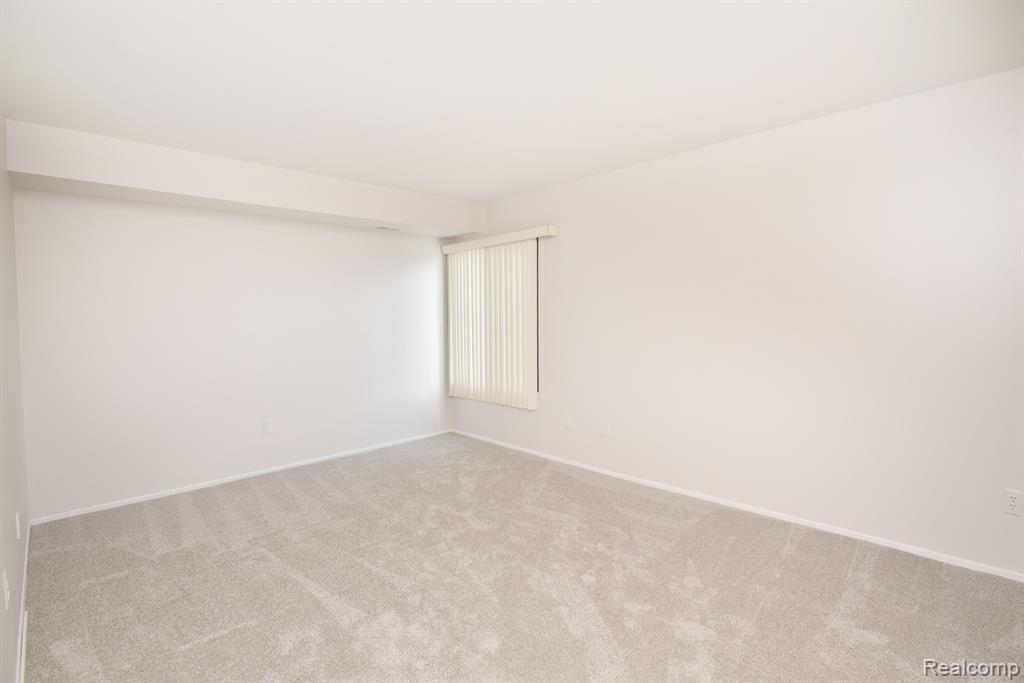 30475 West 14 Mile Road, Unit 74 Farmington, MI 48334 - Photo 14 of 33 Gallery Image 14