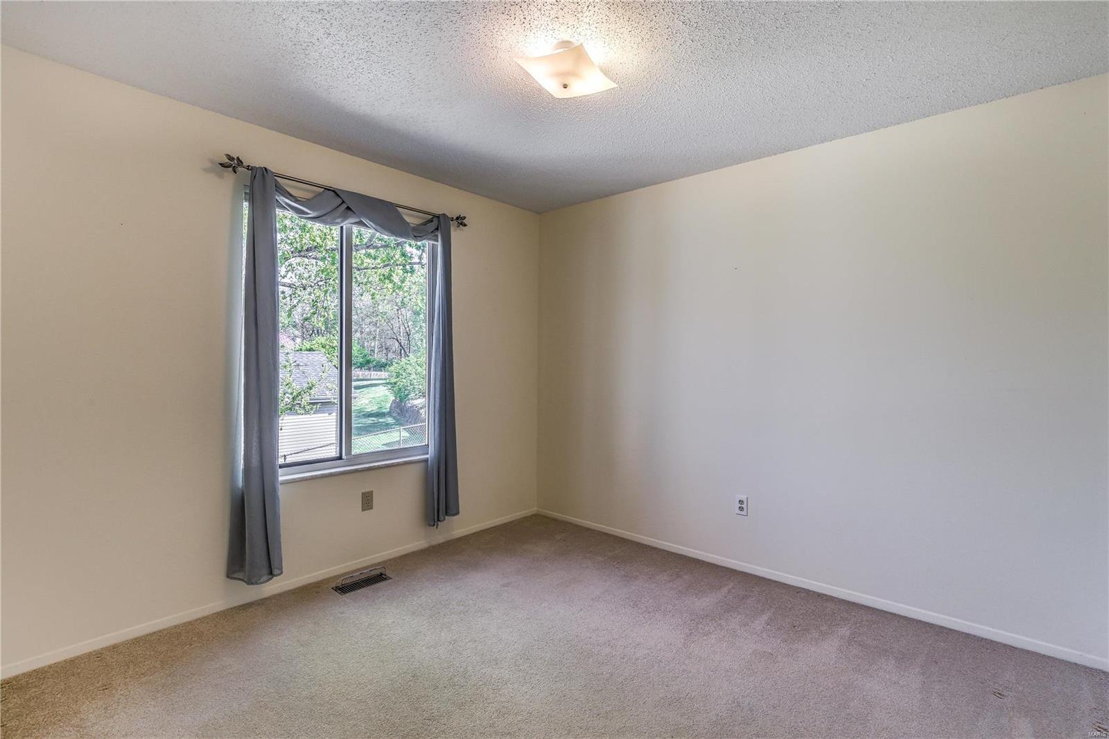 1781 Smizer Mill Road Fenton, MO 63026 - Photo 22 of 30 Gallery Image 22
