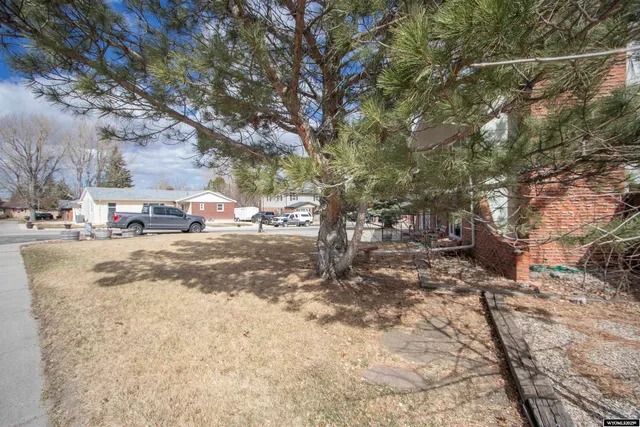 $320,000 | 2153 West 42nd Street, Casper, WY 82604