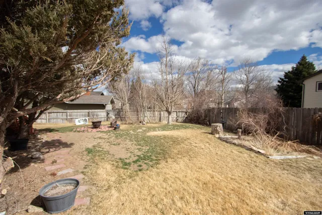 $320,000 | 2153 West 42nd Street, Casper, WY 82604