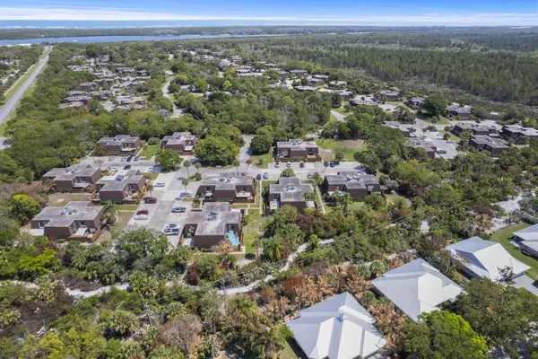 $2,600 | 5674 Southeast Riverboat Drive, Unit 131, Stuart, FL 34997