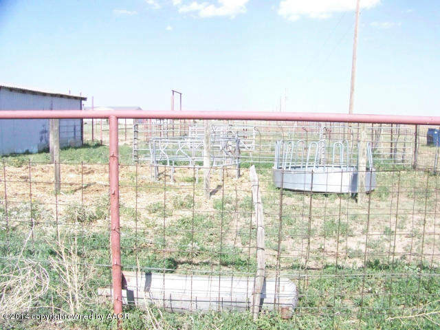 6800 West Dowlen Road Happy, TX 79042 - Photo 12 of 33 6800 Dowlen corral