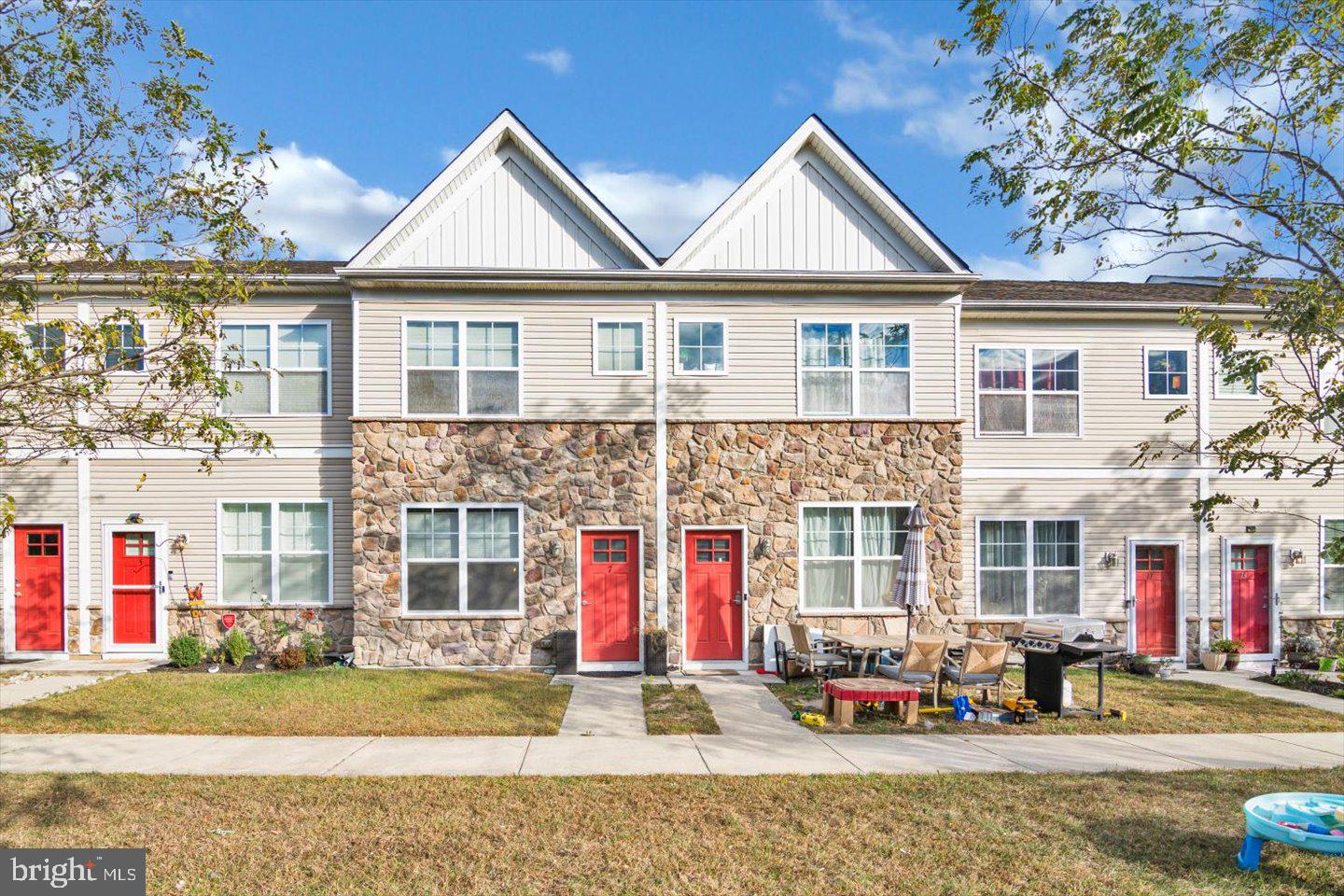 7 Rowand Way East Clementon, NJ 08021 - Photo 1 of 27 Gallery Image 1