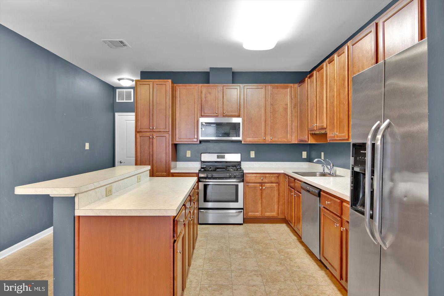 7 Rowand Way East Clementon, NJ 08021 - Photo 12 of 27 Gallery Image 12