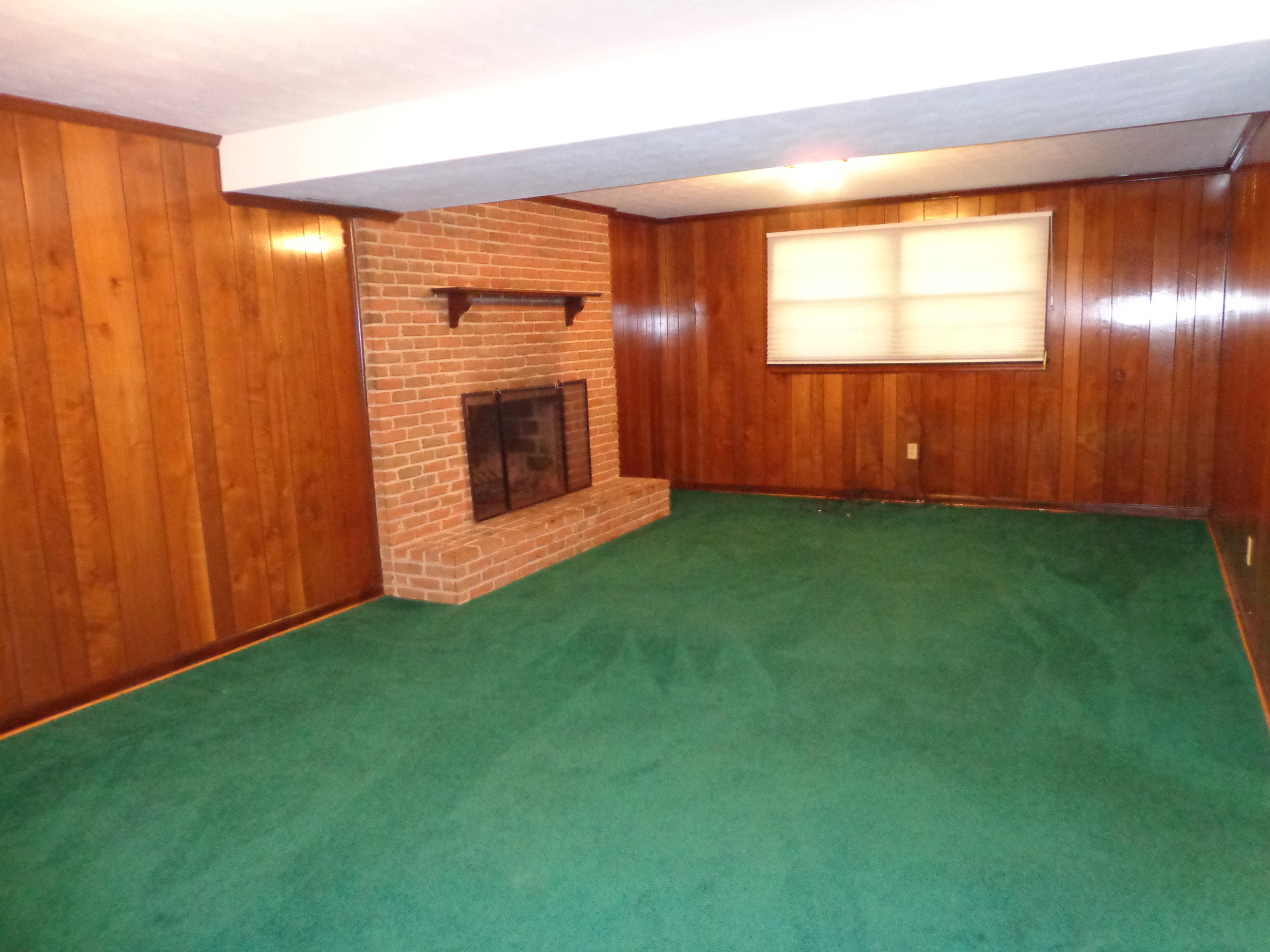 1539 Coral Ridge Road Southwest Roanoke, VA 24018 - Photo 20 of 34 DSC00251