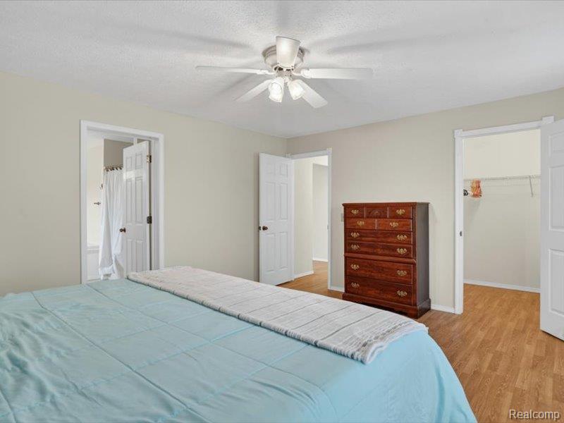5081 Vines Road Howell, MI 48843 - Photo 26 of 77 20-5081-Vines-Rd-Howell-MI-48843-WindowStill-14.jpg